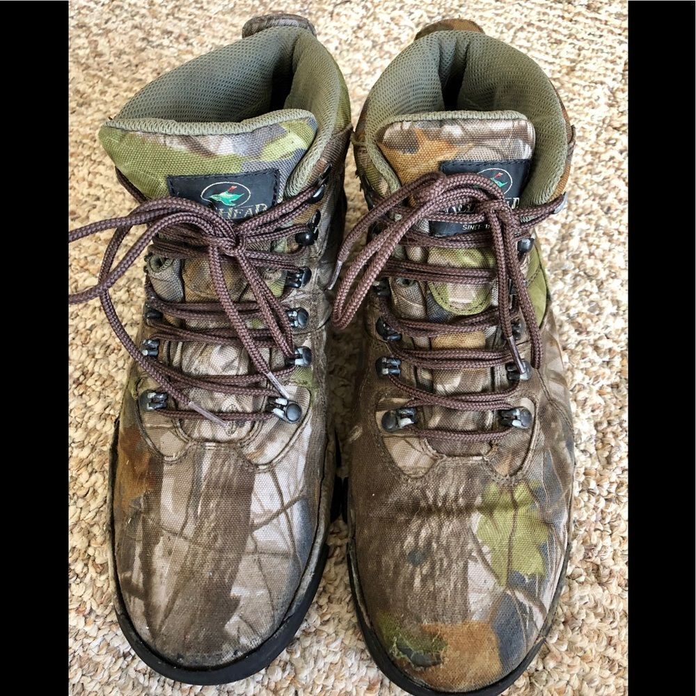 Redhead camouflage shoes size 10.5